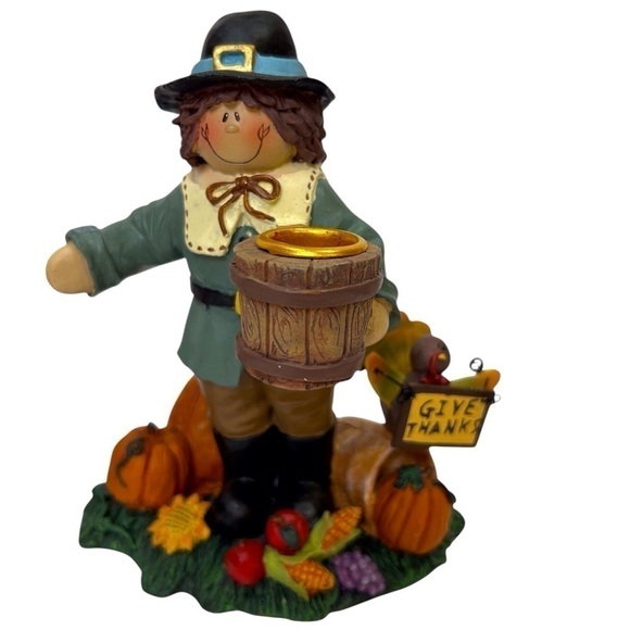 Thanksgiving Pilgram Candle Holder Set Male & Female Resin Pilgrams EUC - Picture 5 of 7
